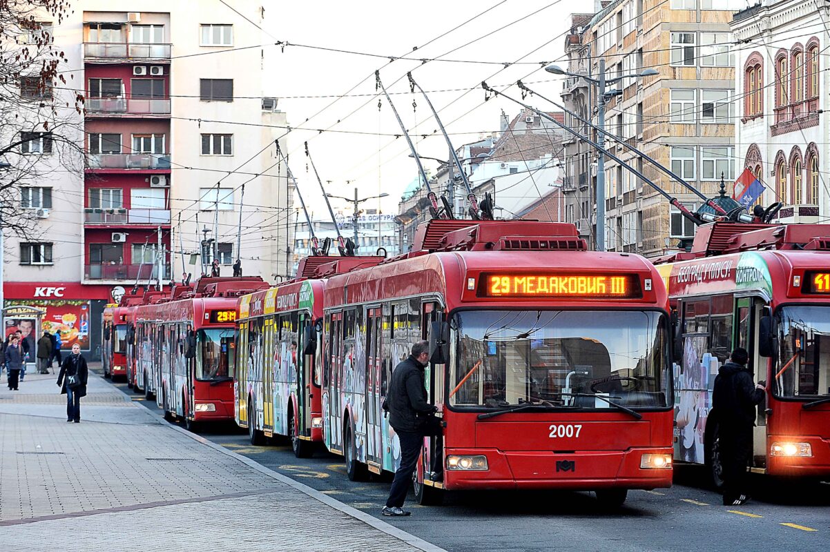 trola u beogradu gradski prevoz